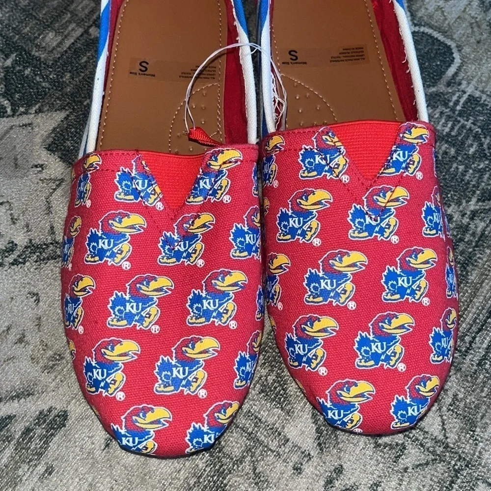FOCO Kansas Jayhawks Womens Stripe Canvas Shoe size small US 7